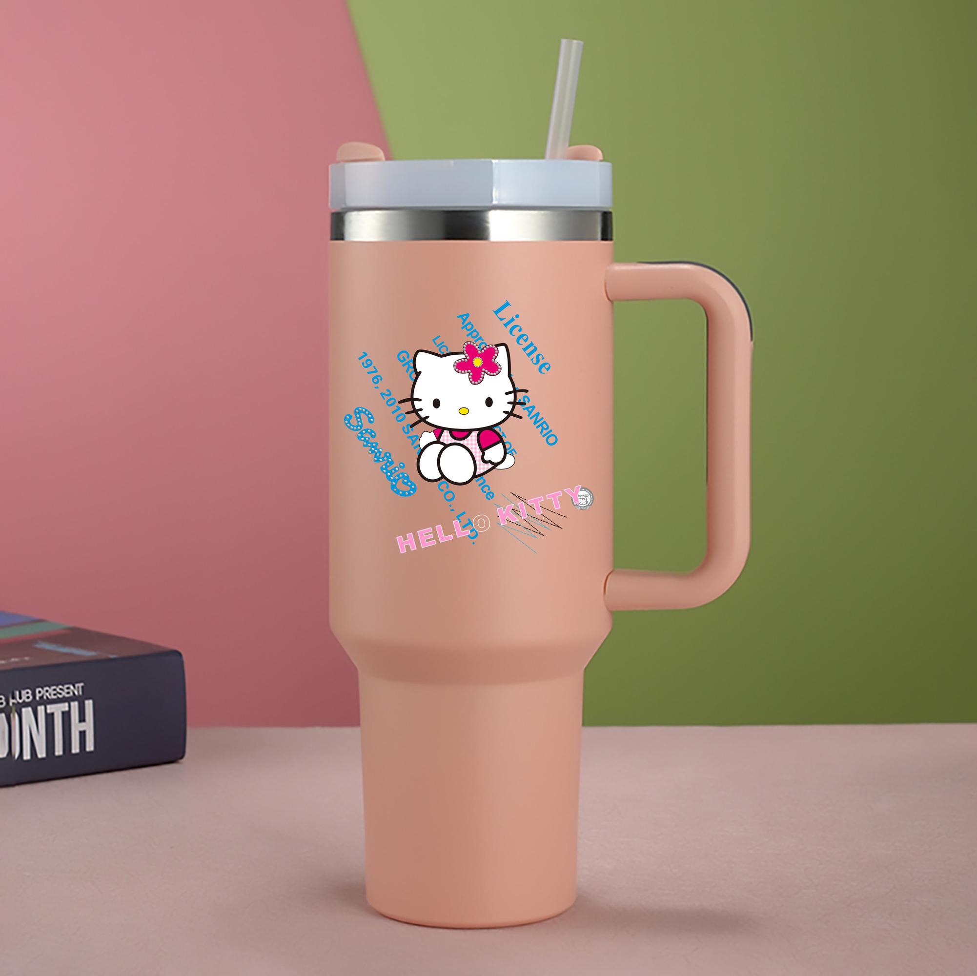 （画像用） Hello Kitty ハローキティ 1200mL車用タンブラー - クリスタルステッカー（プラスチックストロー付き）