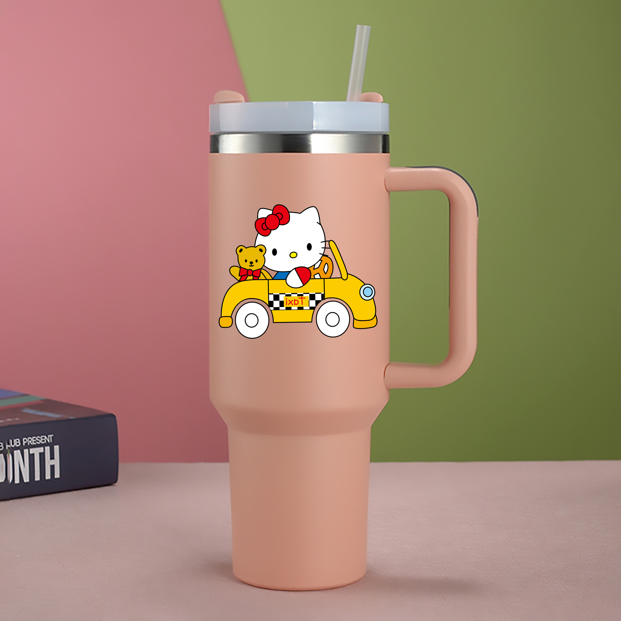 （画像用） Hello Kitty ハローキティ 1200mL車用タンブラー - クリスタルステッカー（プラスチックストロー付き）