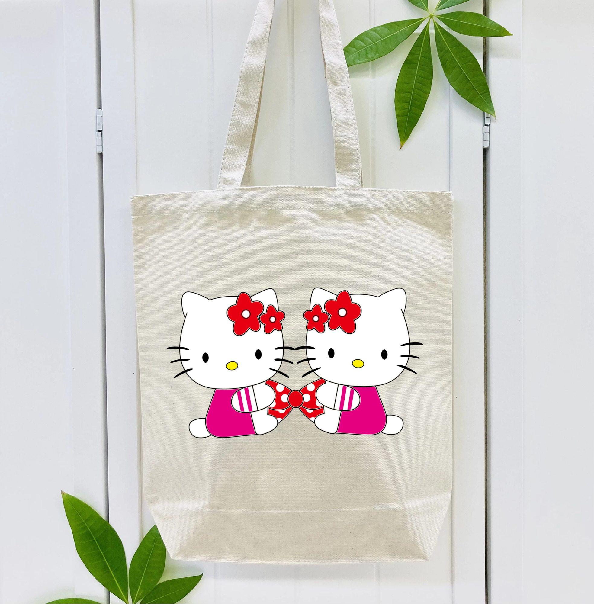 Hello Kitty ハローキティ 縦型キャンバス生地手提げバッグ　トートバッグ
