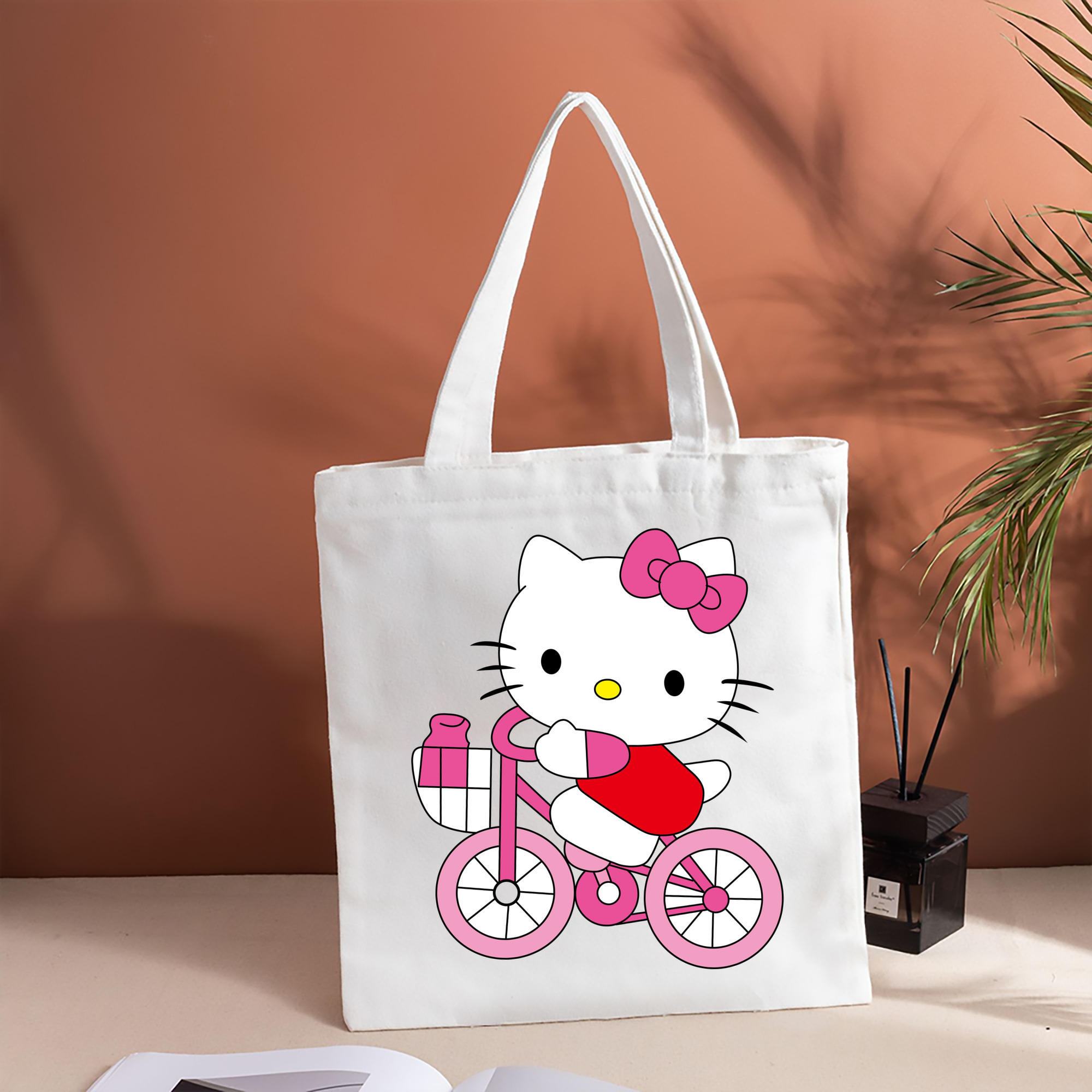 Hello Kitty ハローキティ 縦型キャンバス生地手提げバッグ　トートバッグ