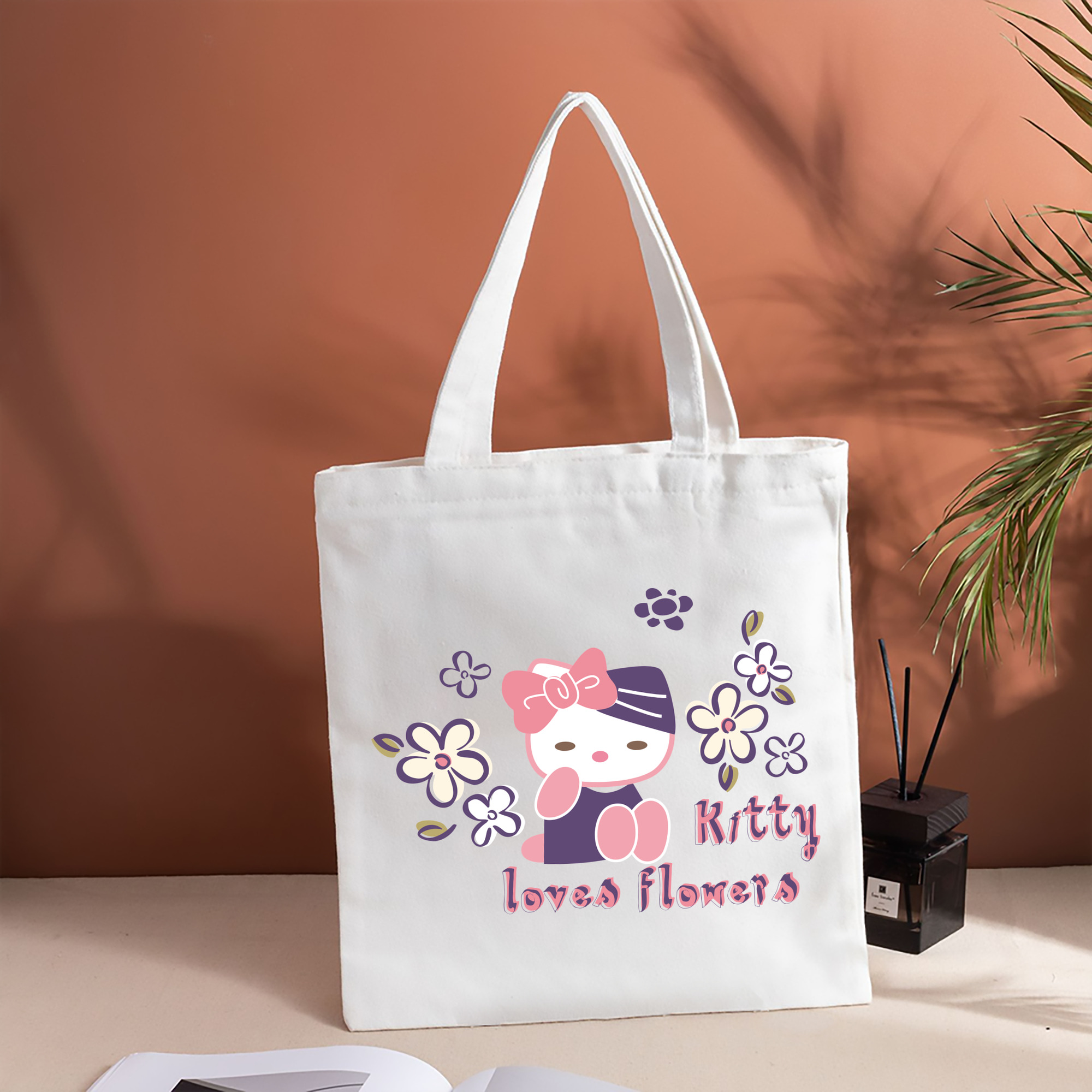 Hello Kitty ハローキティ 縦型キャンバス生地手提げバッグ　トートバッグ
