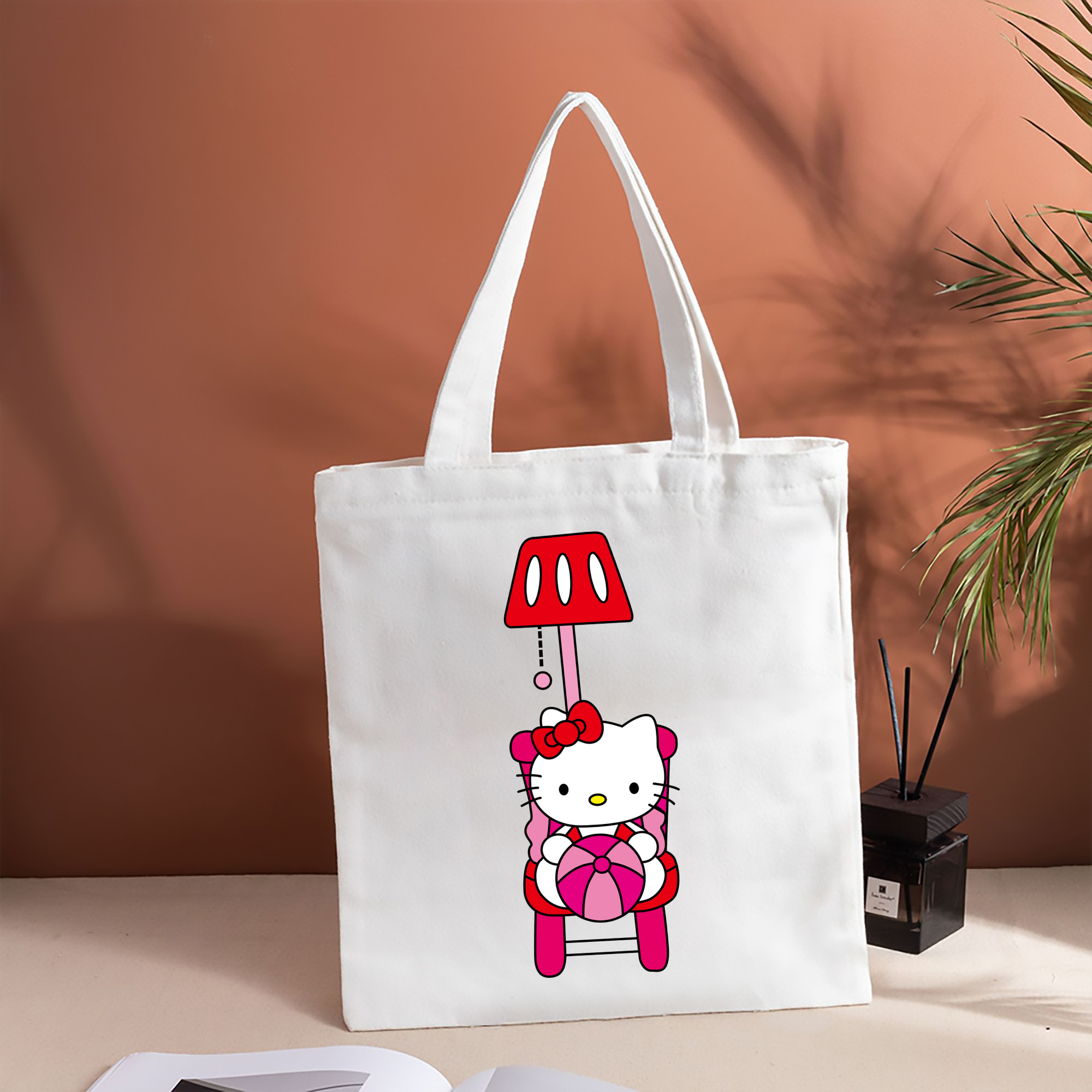 Hello Kitty ハローキティ 縦型キャンバス生地手提げバッグ　トートバッグ