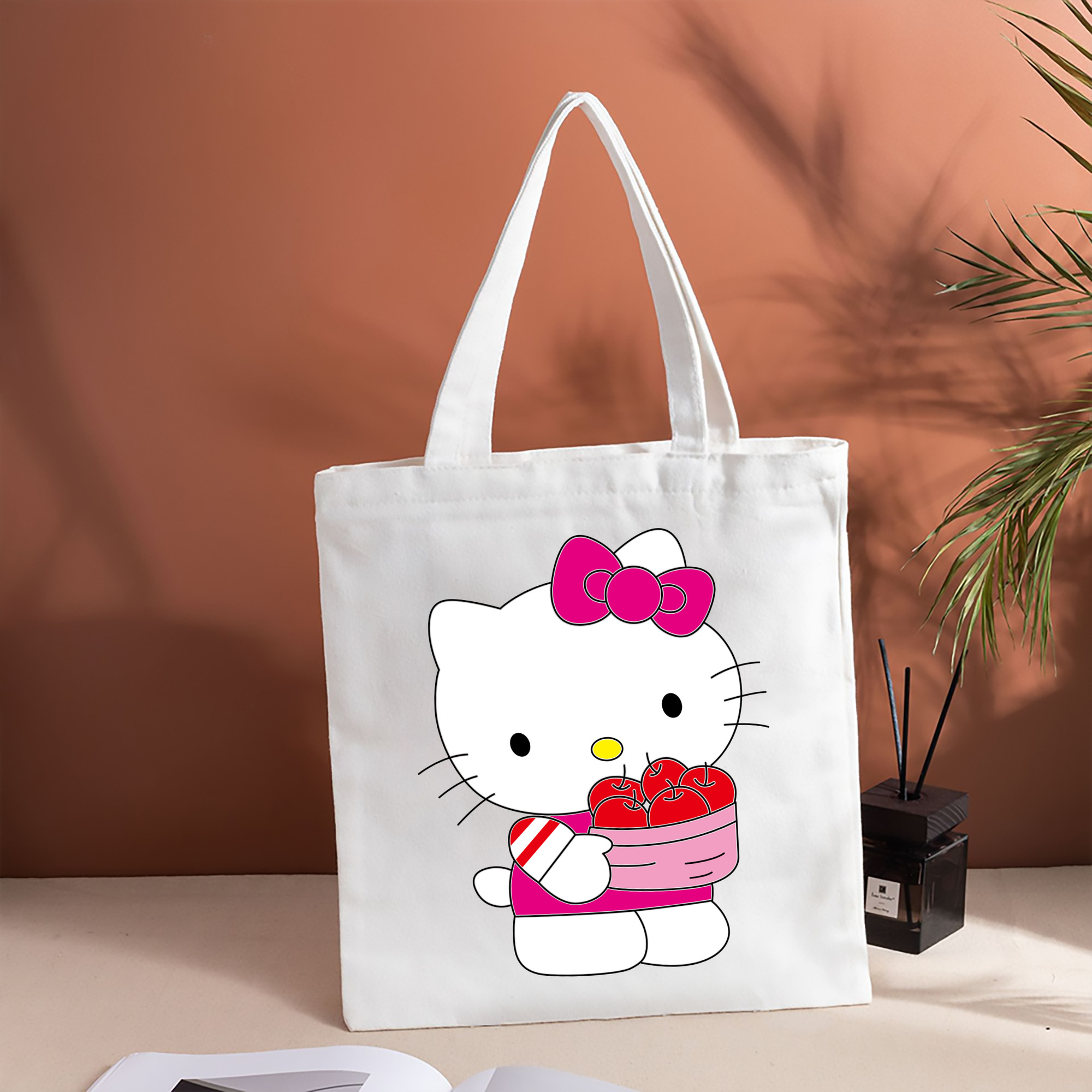 Hello Kitty ハローキティ 縦型キャンバス生地手提げバッグ　トートバッグ