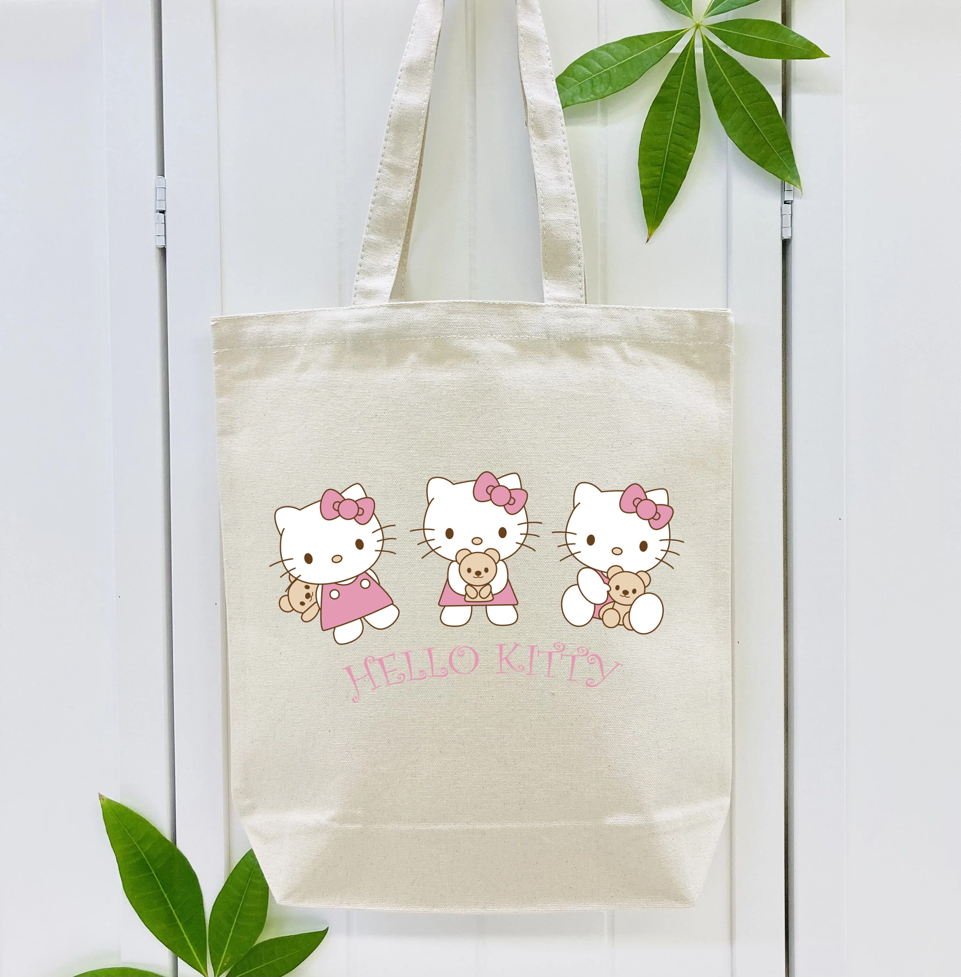Hello Kitty ハローキティ 縦型キャンバス生地手提げバッグ　トートバッグ