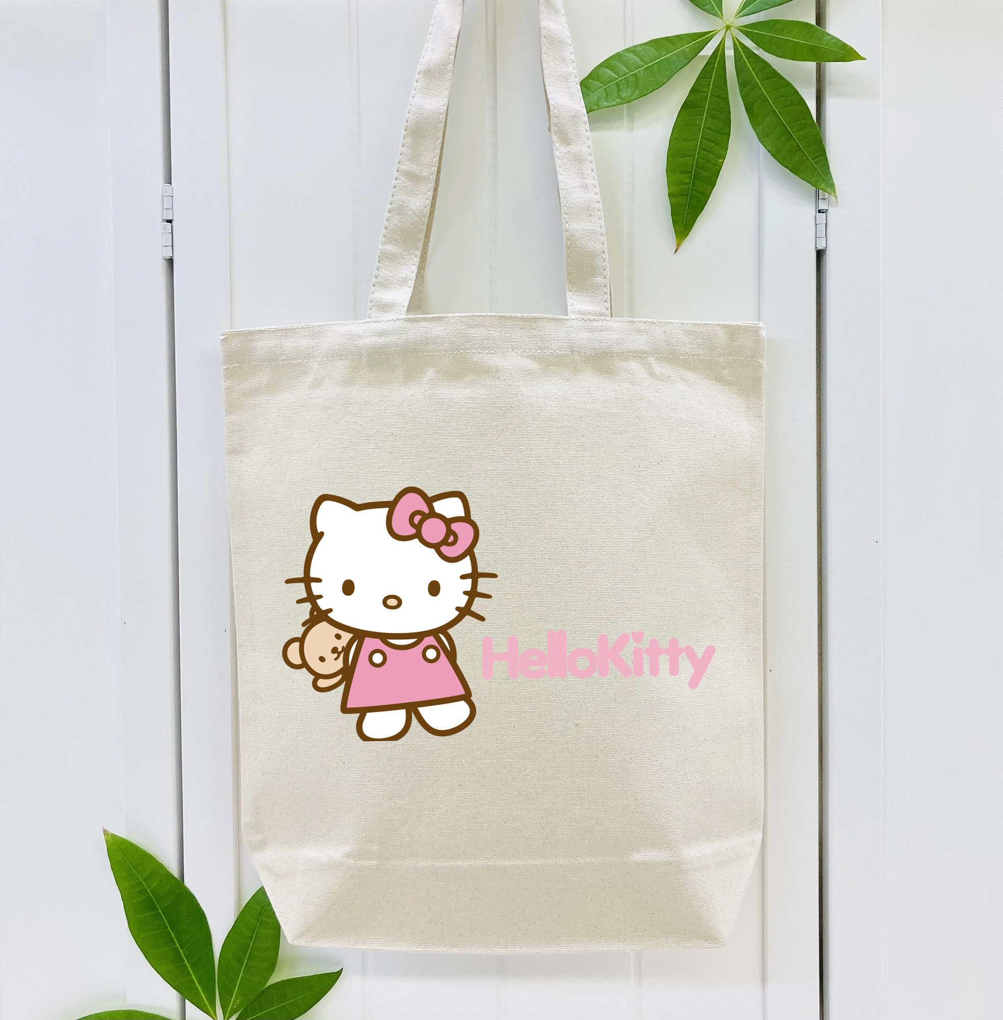 Hello Kitty ハローキティ 縦型キャンバス生地手提げバッグ　トートバッグ
