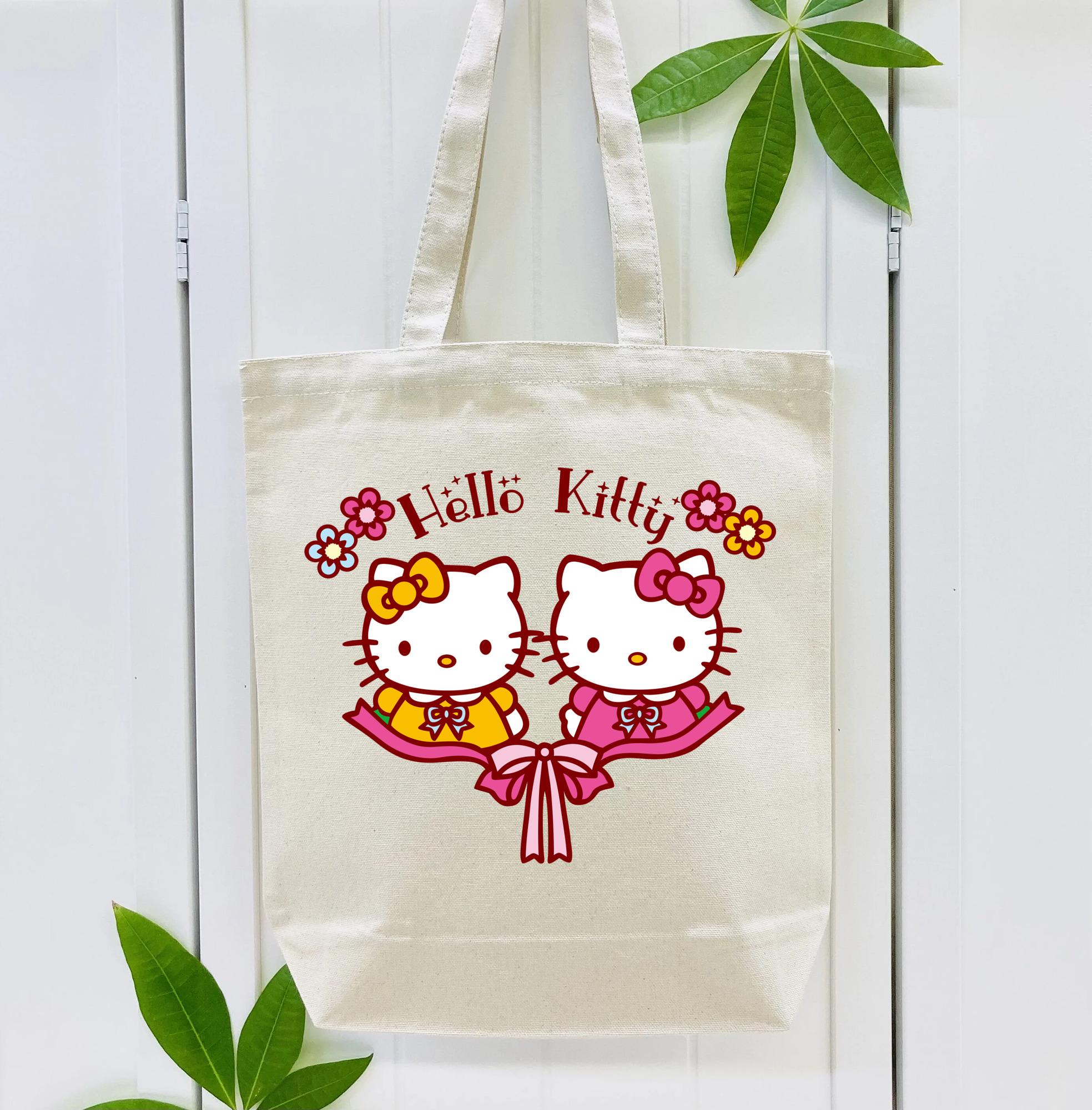 Hello Kitty ハローキティ 縦型キャンバス生地手提げバッグ　トートバッグ