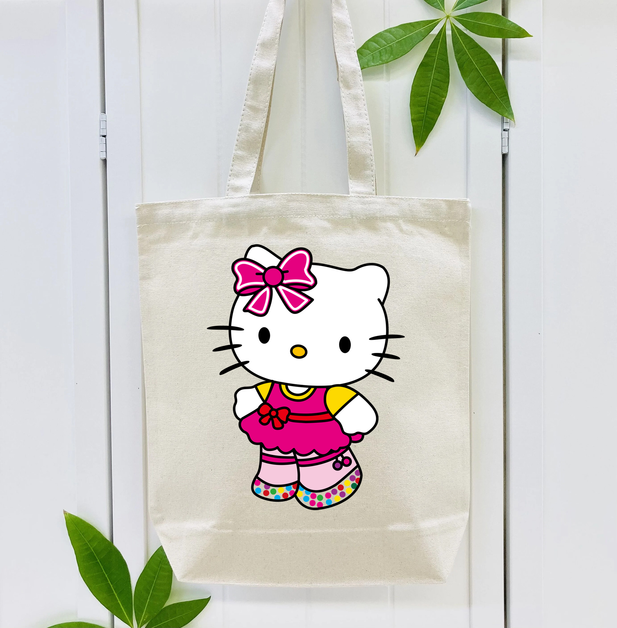 Hello Kitty ハローキティ 縦型キャンバス生地手提げバッグ　トートバッグ