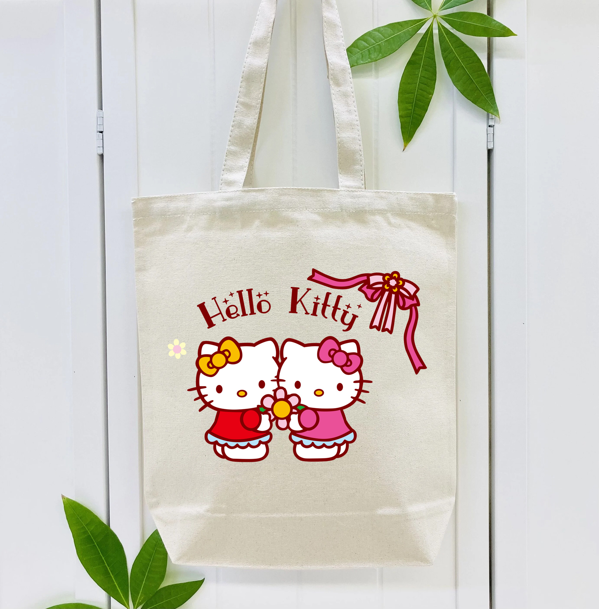 Hello Kitty ハローキティ 縦型キャンバス生地手提げバッグ　トートバッグ