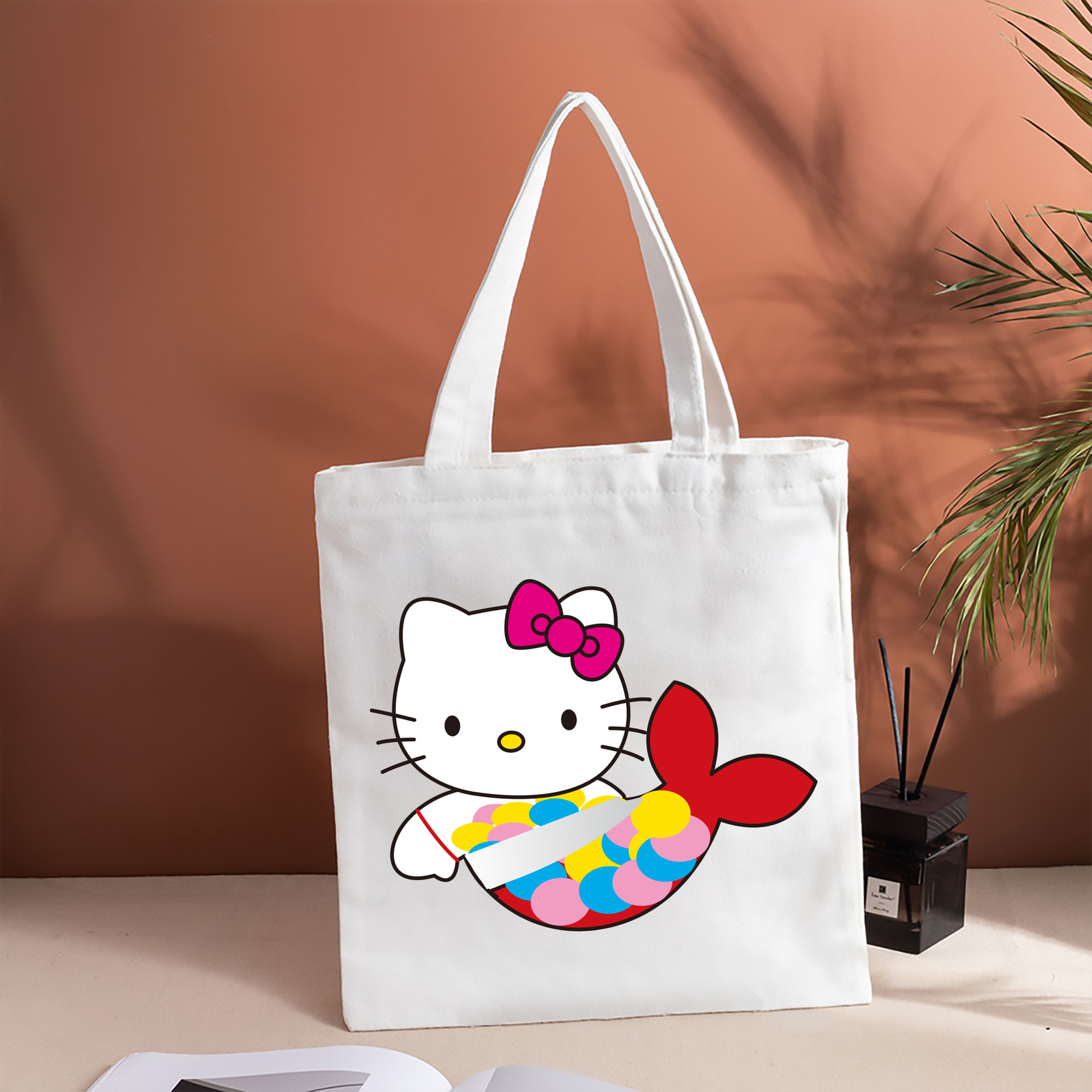 Hello Kitty ハローキティ 縦型キャンバス生地手提げバッグ　トートバッグ