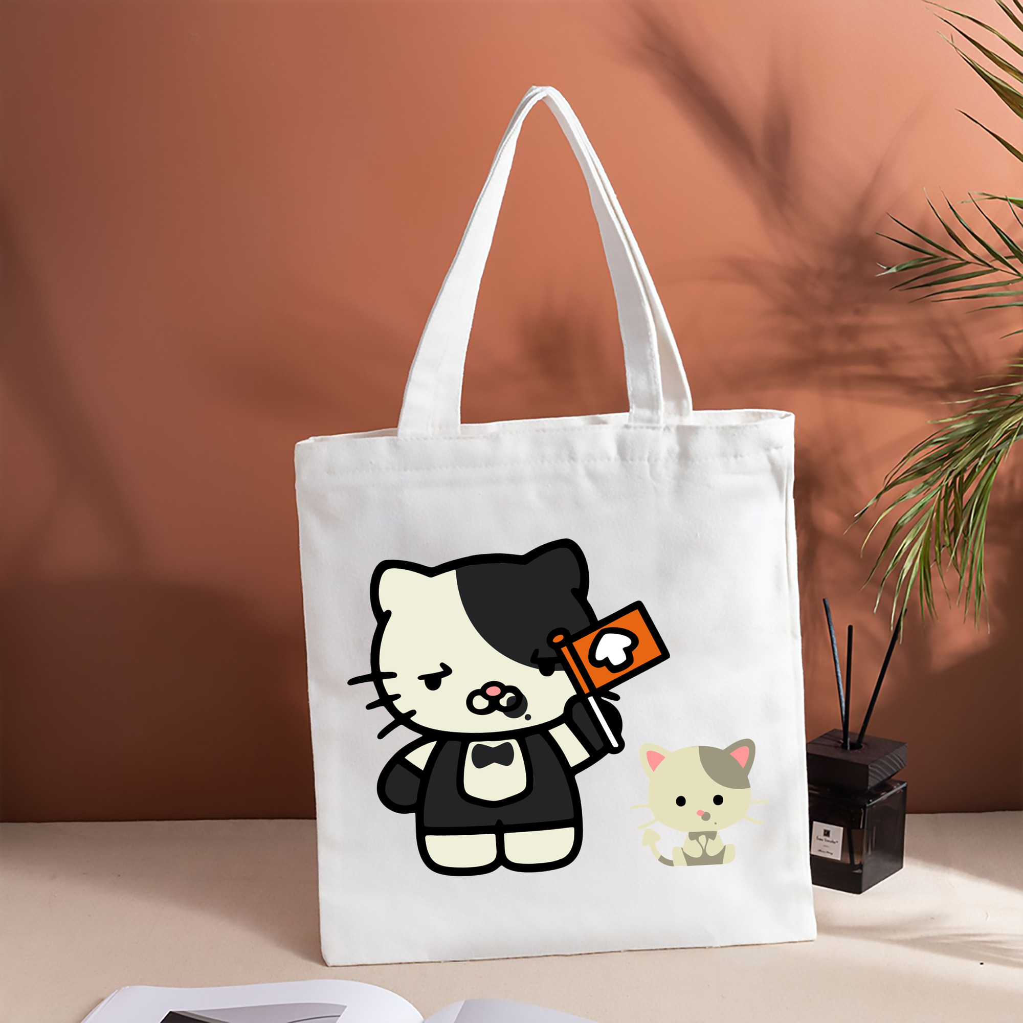 Hello Kitty ハローキティ 縦型キャンバス生地手提げバッグ　トートバッグ