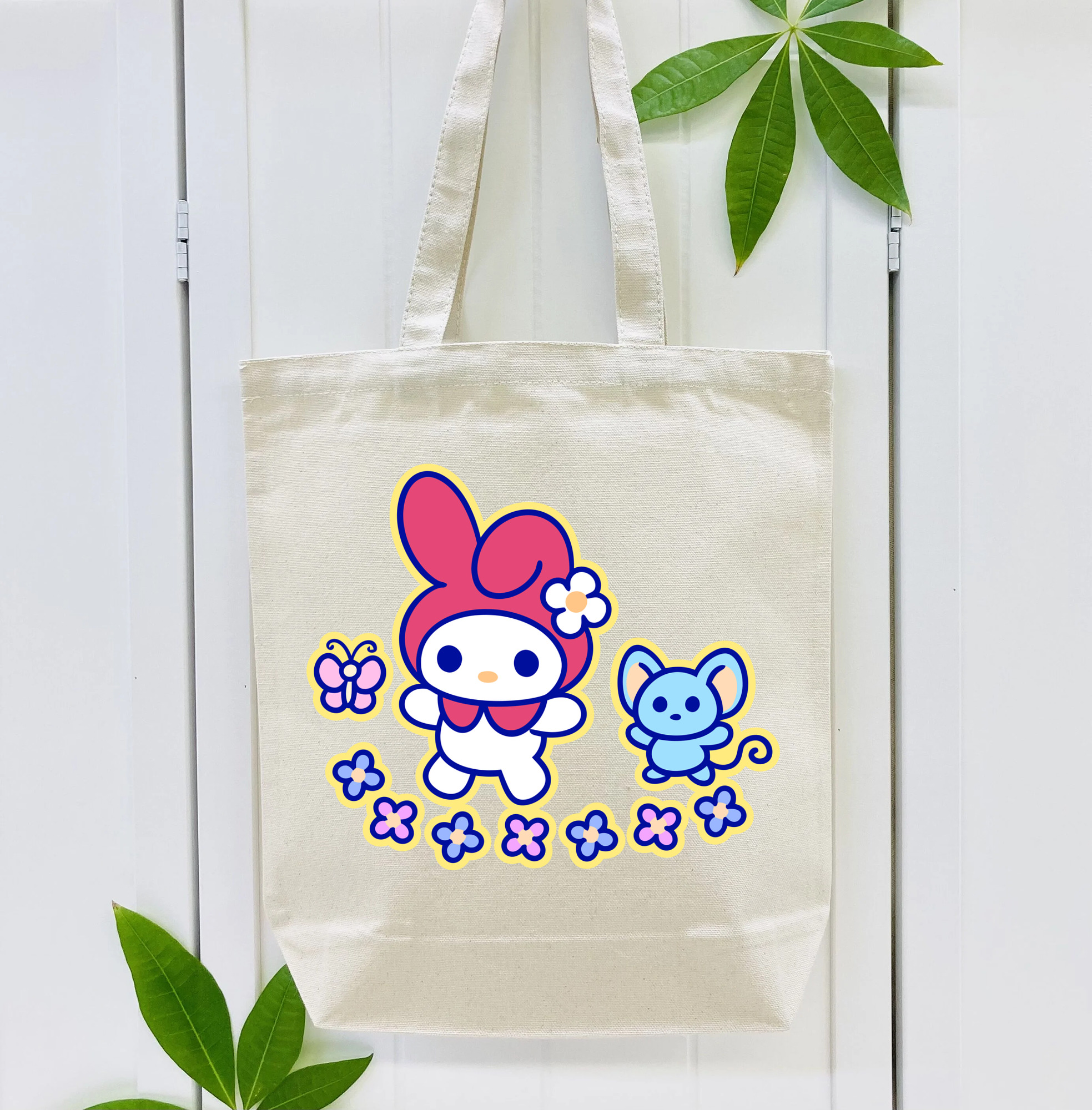 Hello Kitty ハローキティ 縦型キャンバス生地手提げバッグ　トートバッグ