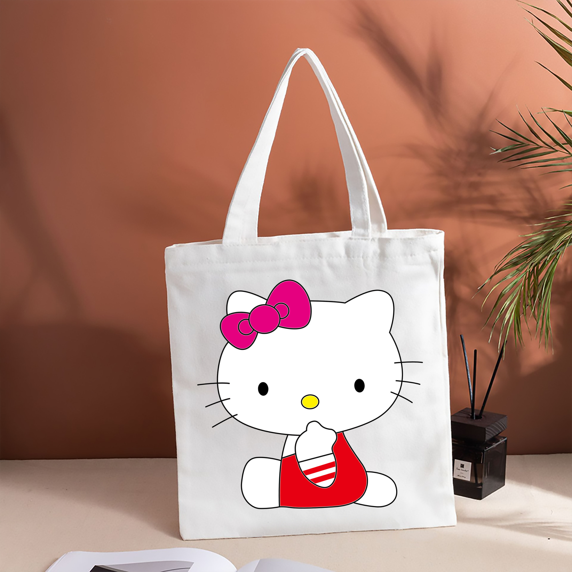 Hello Kitty ハローキティ 縦型キャンバス生地手提げバッグ　トートバッグ