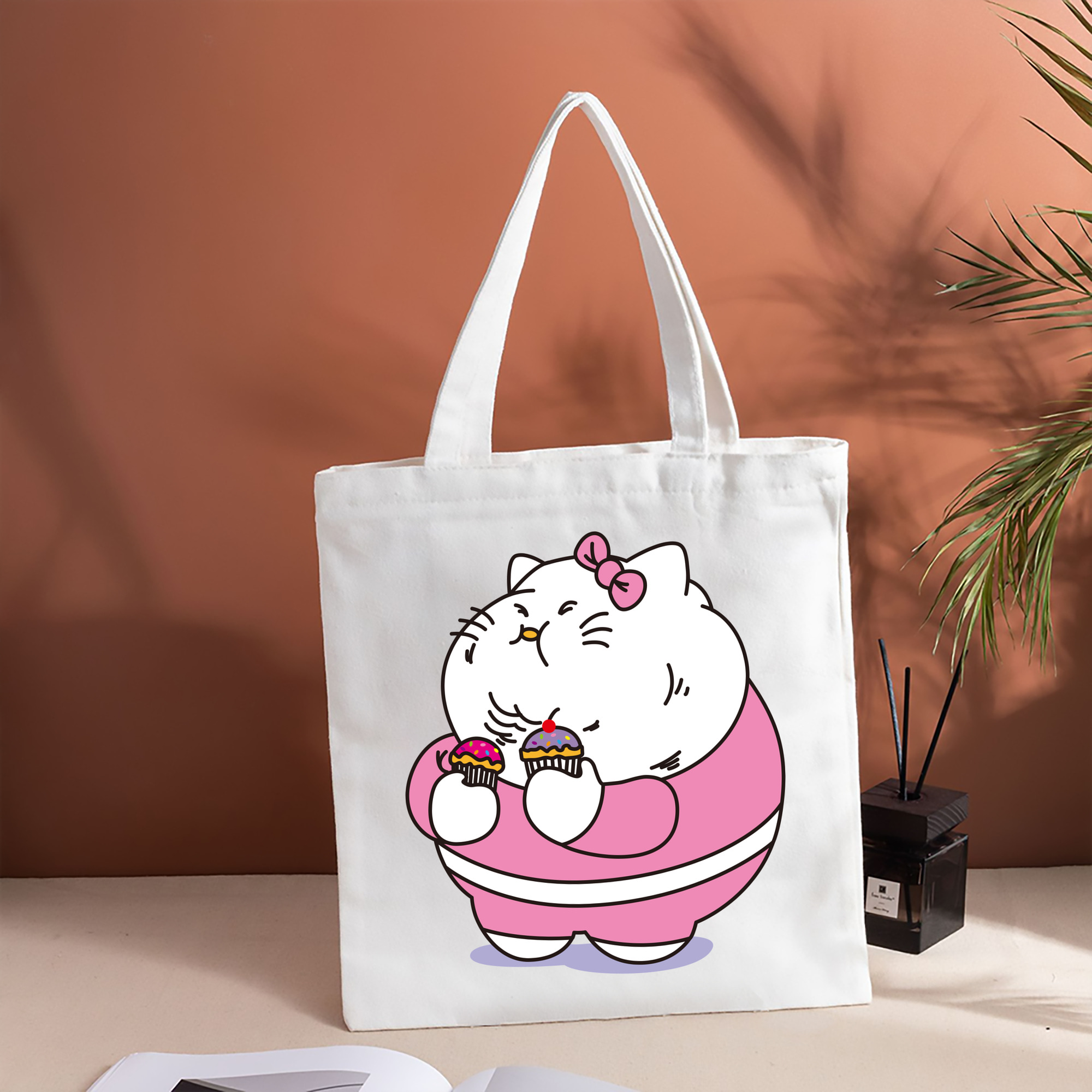Hello Kitty ハローキティ 縦型キャンバス生地手提げバッグ　トートバッグ