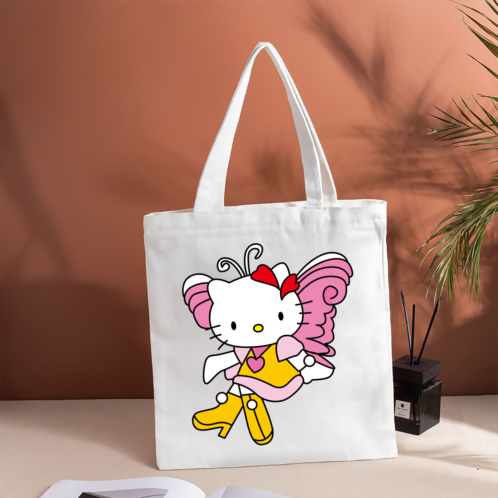 Hello Kitty ハローキティ 縦型キャンバス生地手提げバッグ　トートバッグ