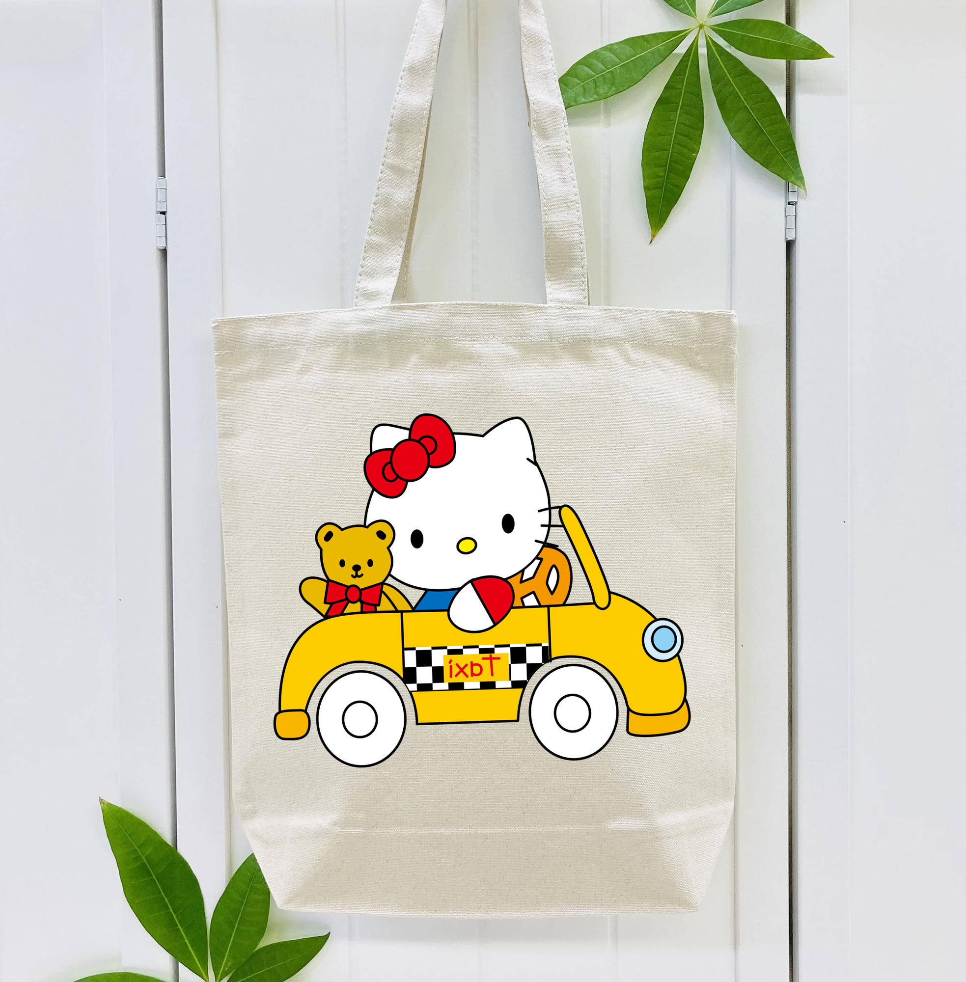 Hello Kitty ハローキティ 縦型キャンバス生地手提げバッグ　トートバッグ