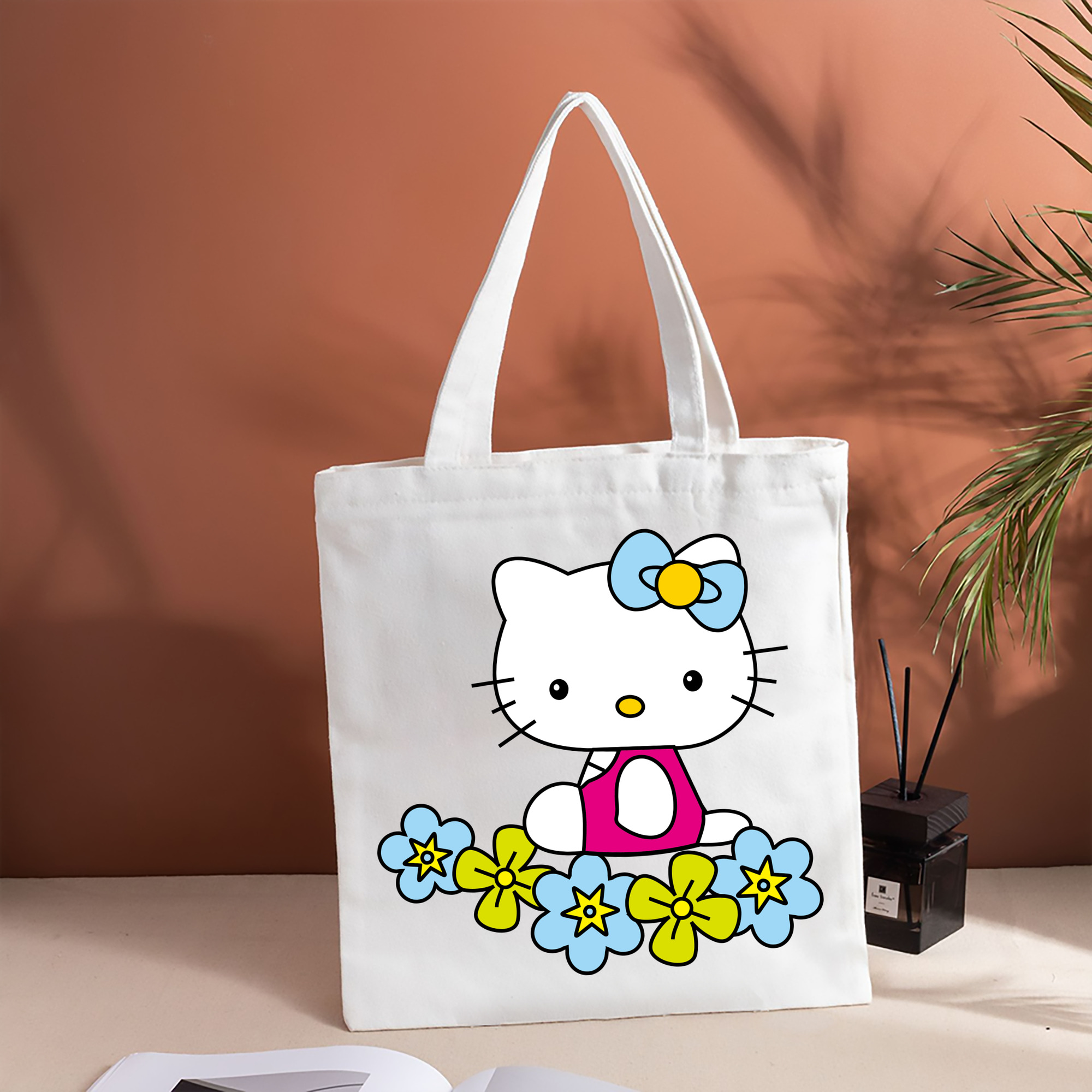 Hello Kitty ハローキティ 縦型キャンバス生地手提げバッグ　トートバッグ