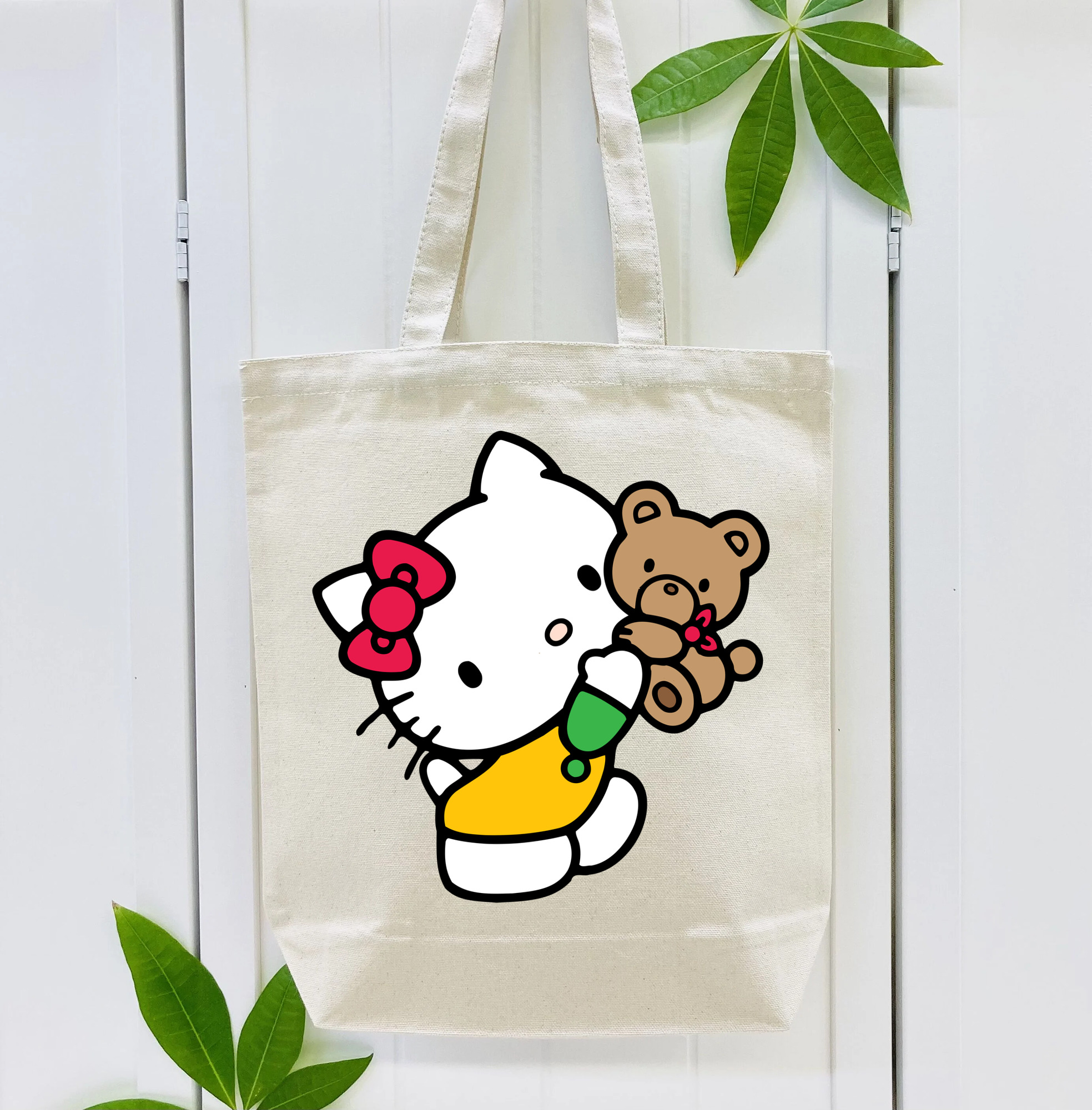 Hello Kitty ハローキティ 縦型キャンバス生地手提げバッグ　トートバッグ