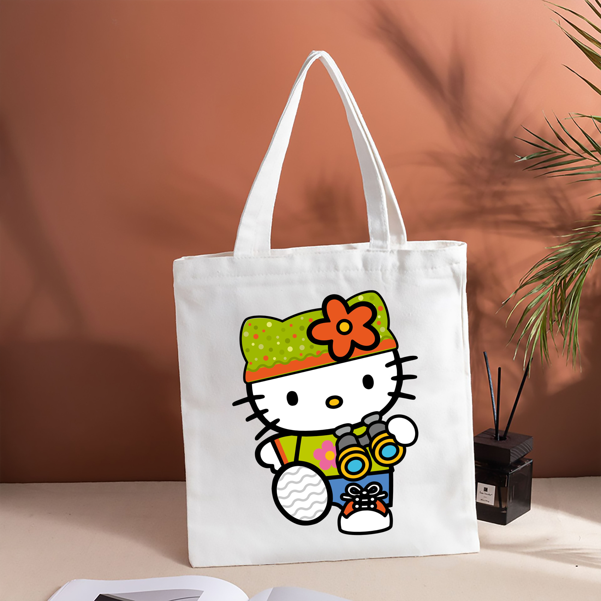 Hello Kitty ハローキティ 縦型キャンバス生地手提げバッグ　トートバッグ