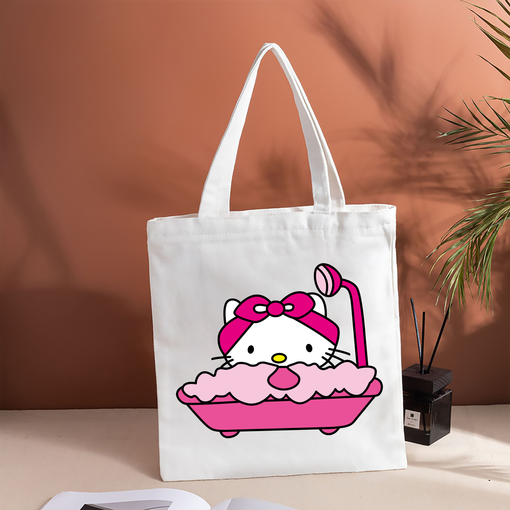 Hello Kitty ハローキティ 縦型キャンバス生地手提げバッグ　トートバッグ