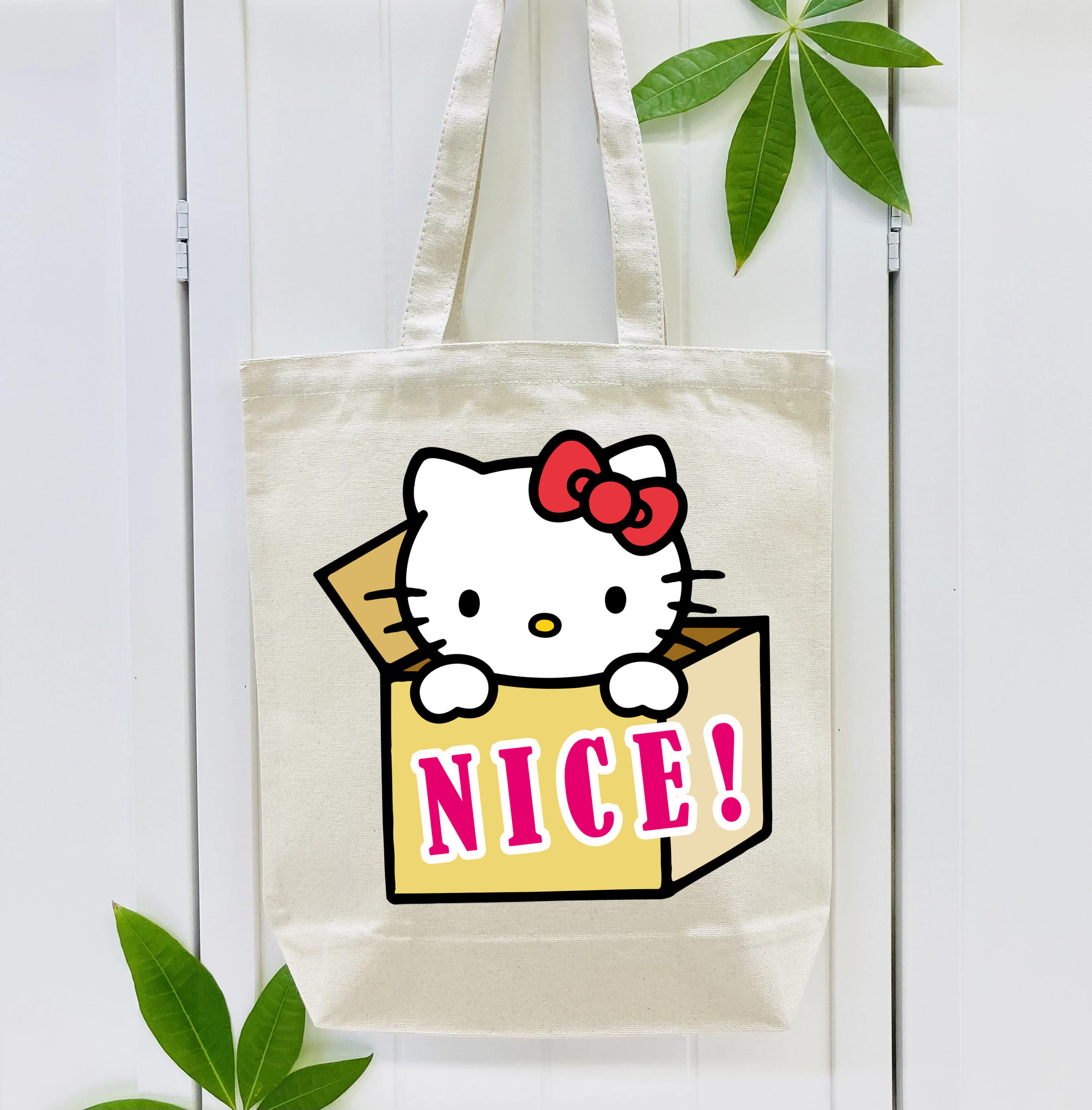 Hello Kitty ハローキティ 縦型キャンバス生地手提げバッグ　トートバッグ