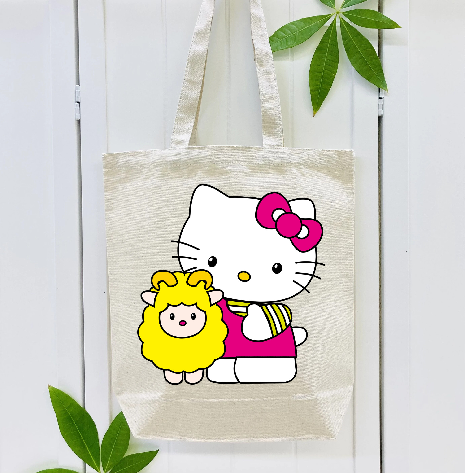 Hello Kitty ハローキティ 縦型キャンバス生地手提げバッグ　トートバッグ