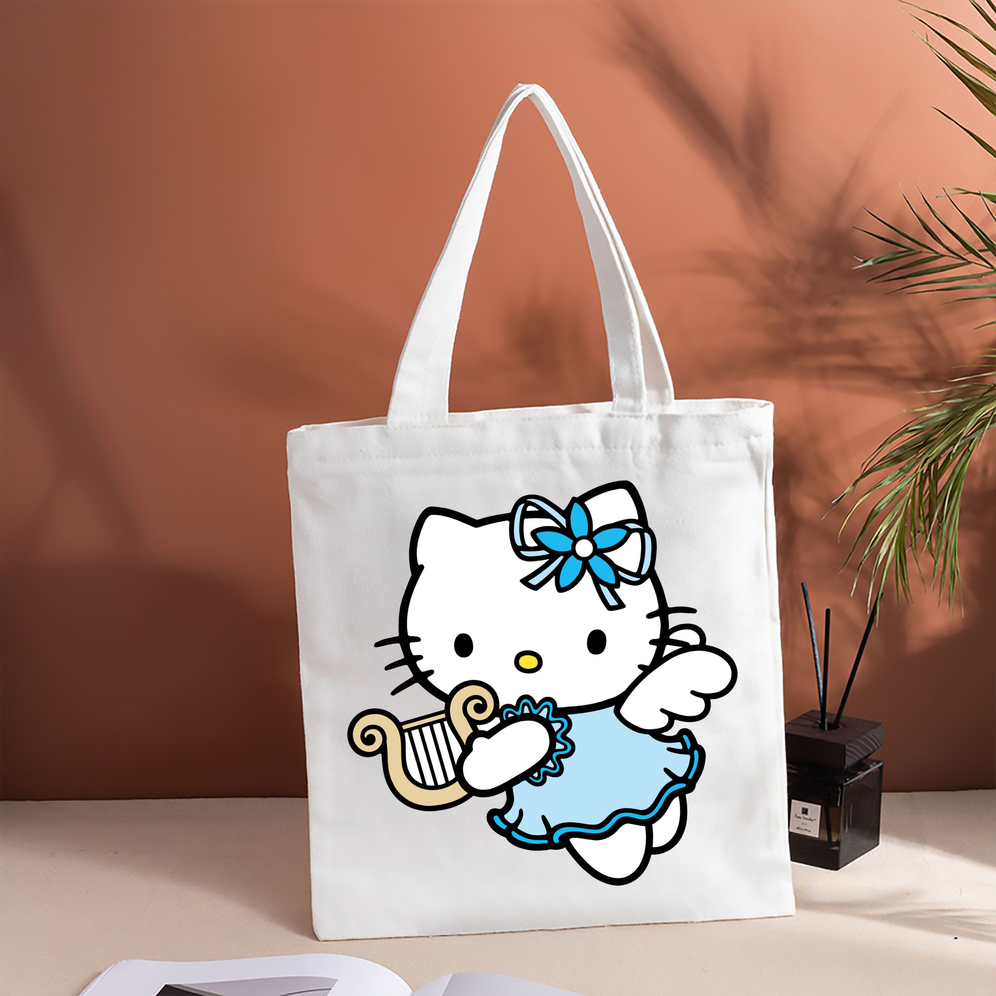 Hello Kitty ハローキティ 縦型キャンバス生地手提げバッグ　トートバッグ