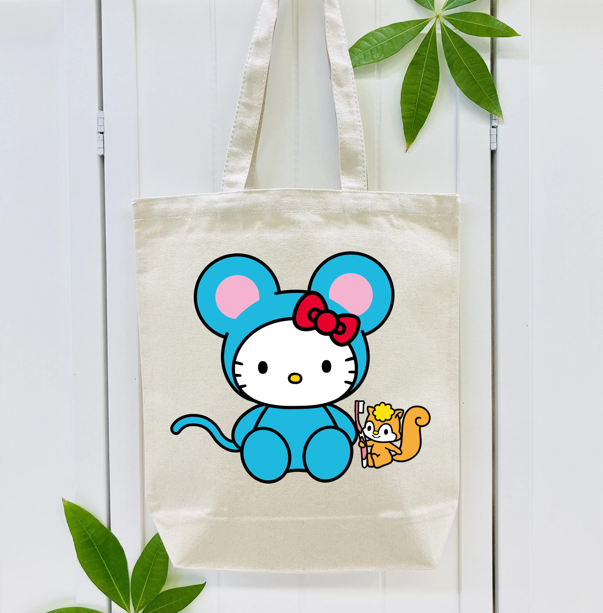 Hello Kitty ハローキティ 縦型キャンバス生地手提げバッグ　トートバッグ