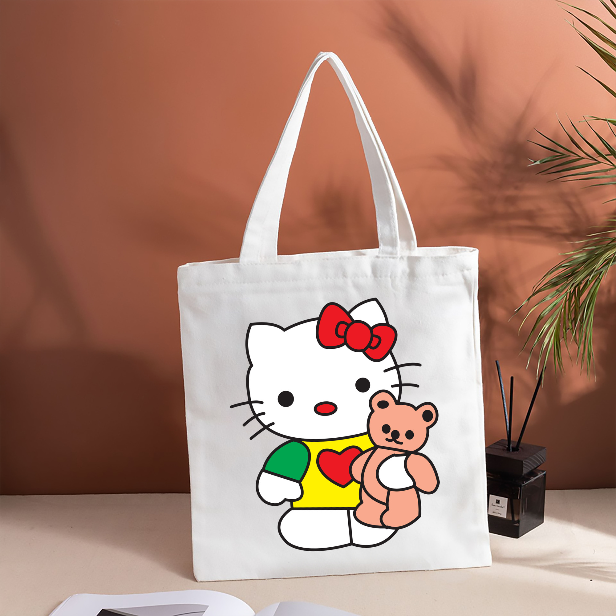 Hello Kitty ハローキティ 縦型キャンバス生地手提げバッグ　トートバッグ