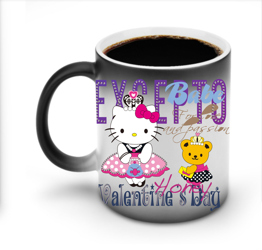 （画像用） Hello Kitty ハローキティ 温度変色マグカップ