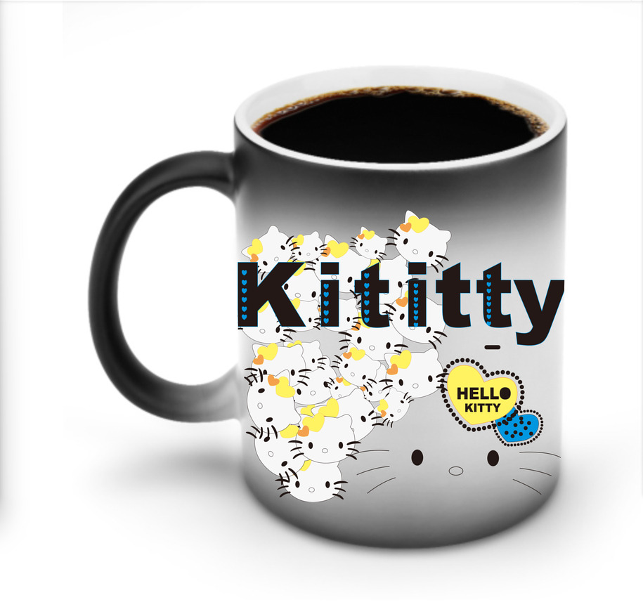 （画像用） Hello Kitty ハローキティ 温度変色マグカップ