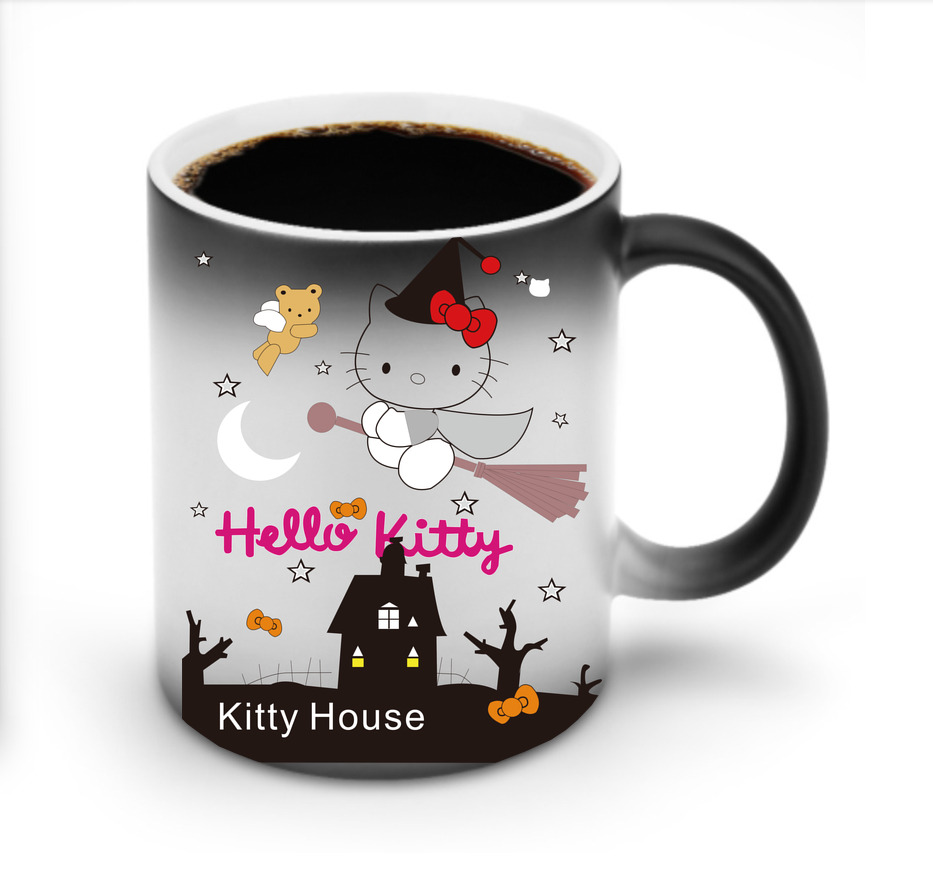 （画像用） Hello Kitty ハローキティ 温度変色マグカップ