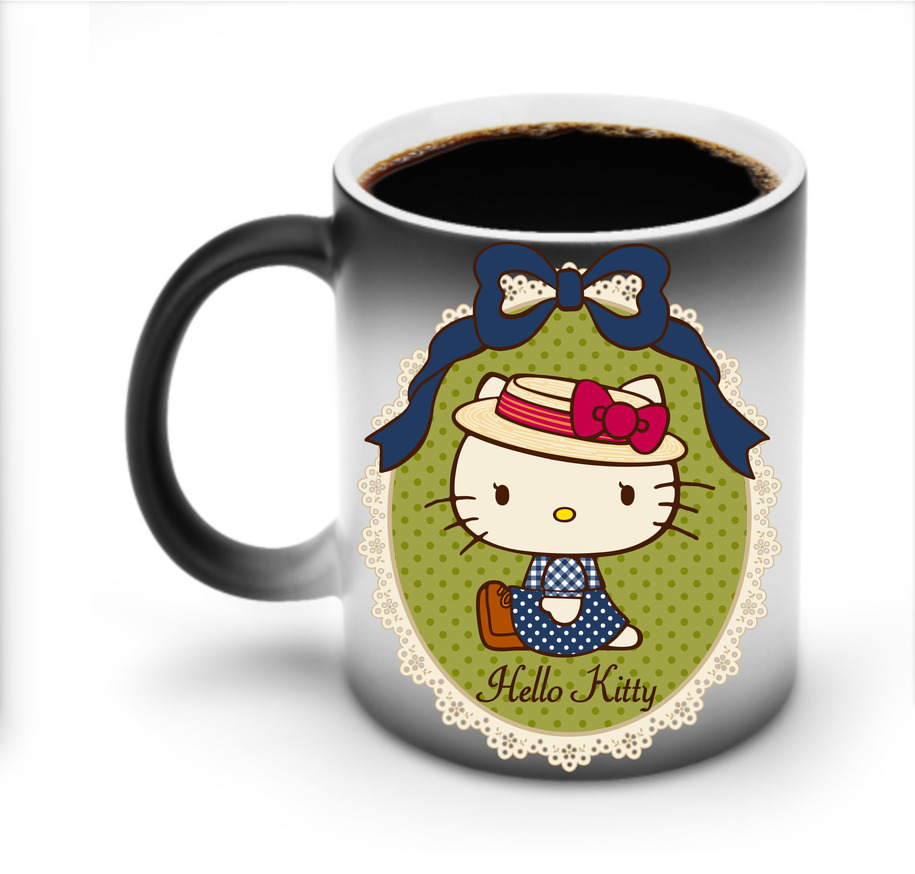 （画像用） Hello Kitty ハローキティ 温度変色マグカップ