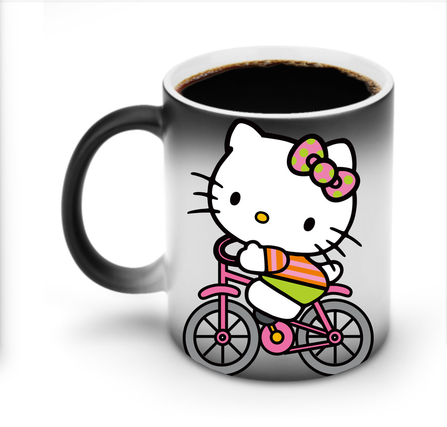 （画像用） Hello Kitty ハローキティ 温度変色マグカップ
