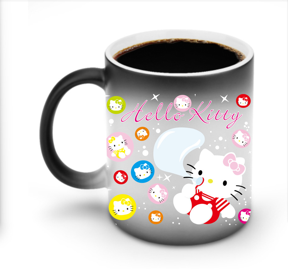（画像用） Hello Kitty ハローキティ 温度変色マグカップ