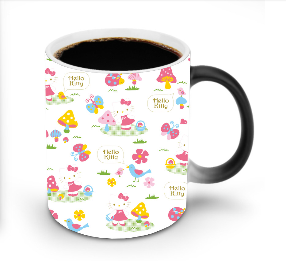 （画像用） Hello Kitty ハローキティ 温度変色マグカップ