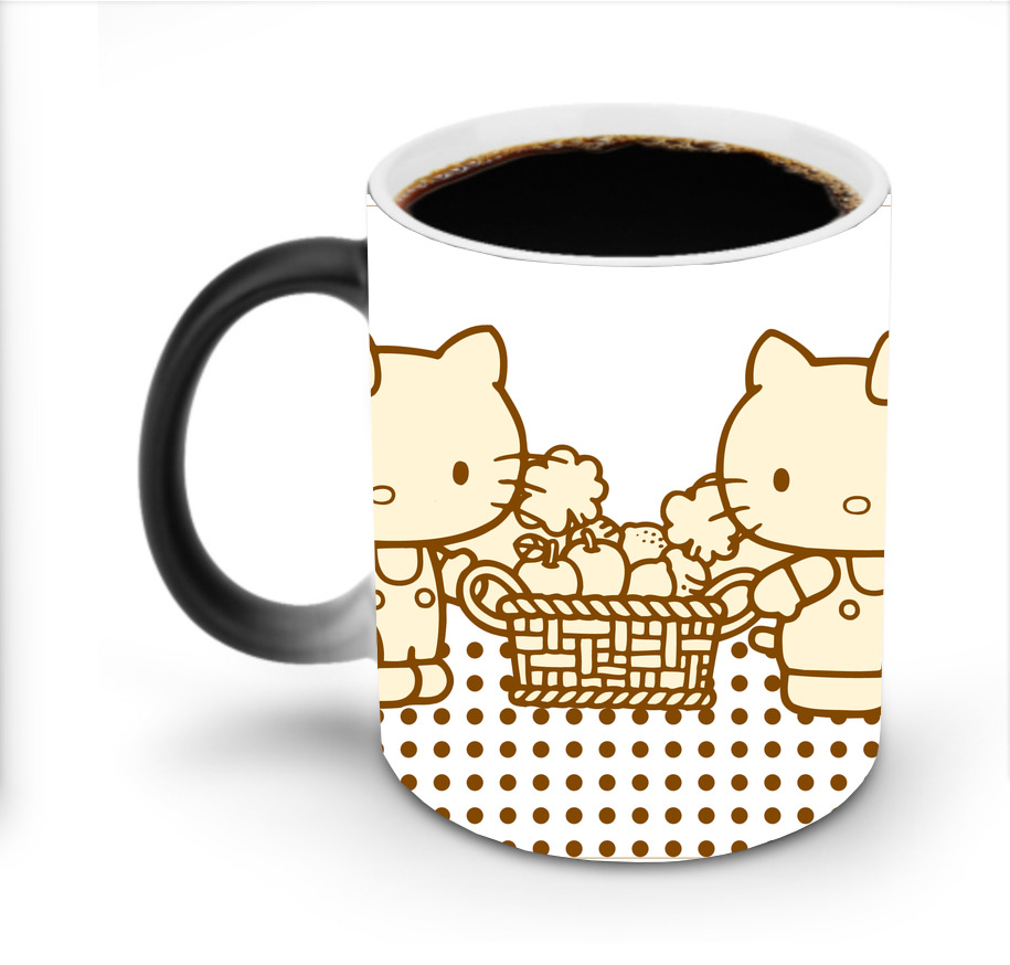 （画像用） Hello Kitty ハローキティ 温度変色マグカップ