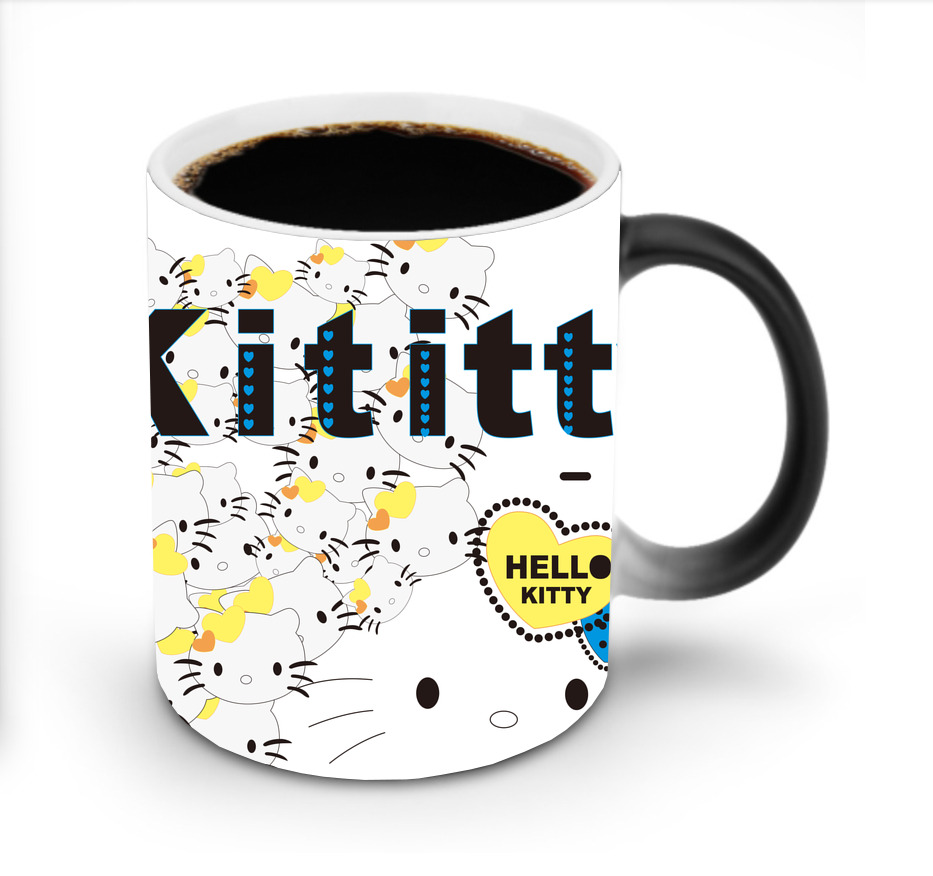 （画像用） Hello Kitty ハローキティ 温度変色マグカップ