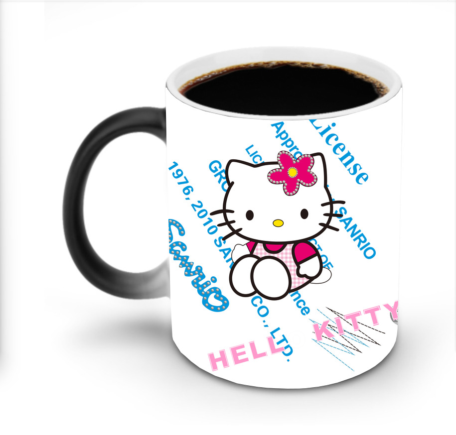 （画像用） Hello Kitty ハローキティ 温度変色マグカップ