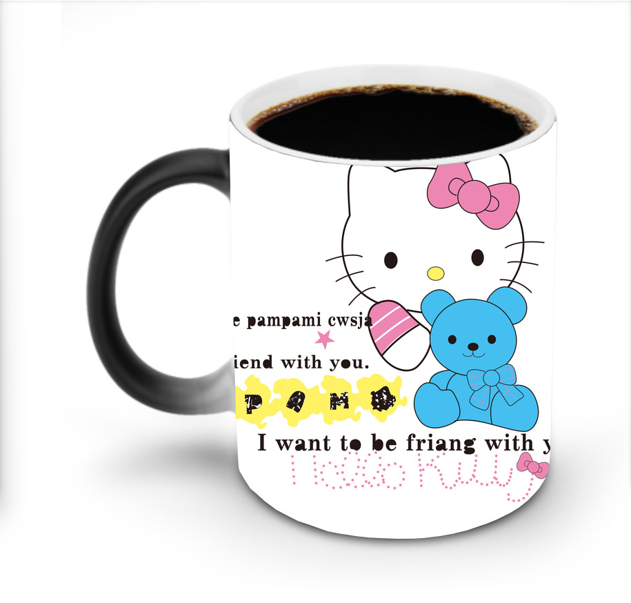 （画像用） Hello Kitty ハローキティ 温度変色マグカップ