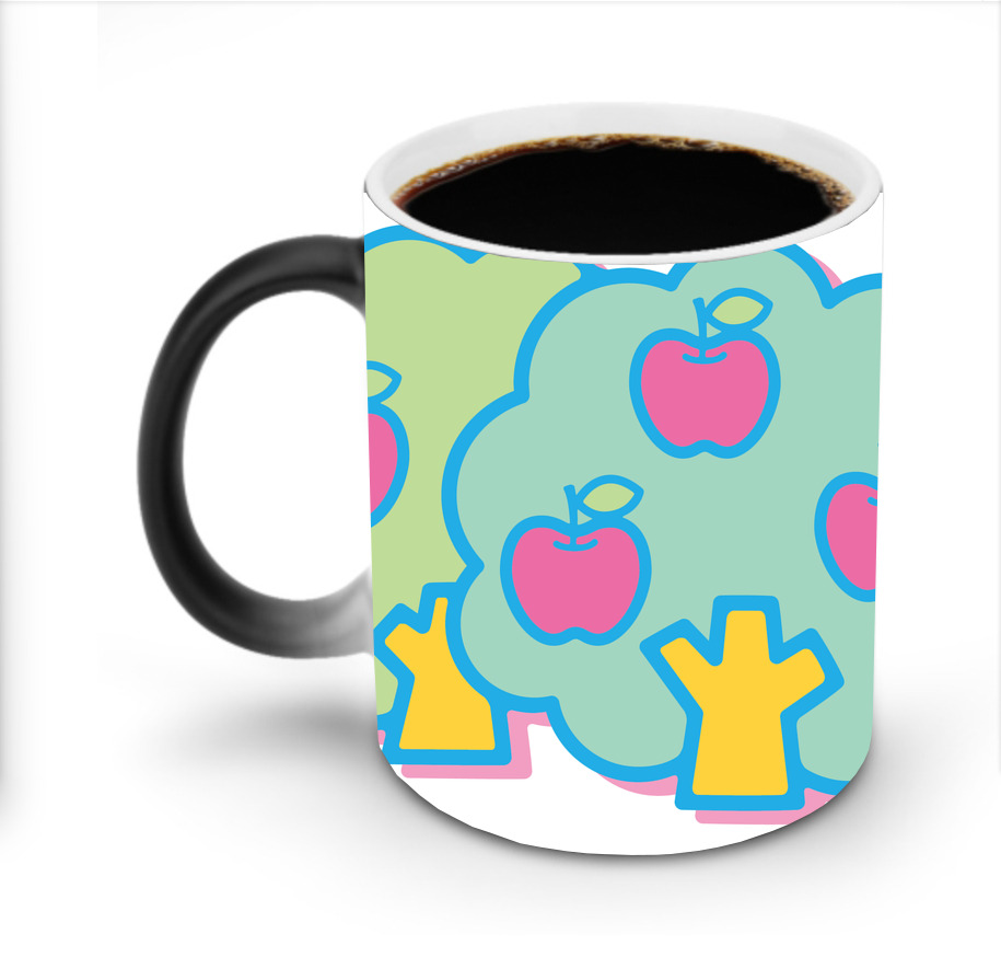 （画像用） Hello Kitty ハローキティ 温度変色マグカップ