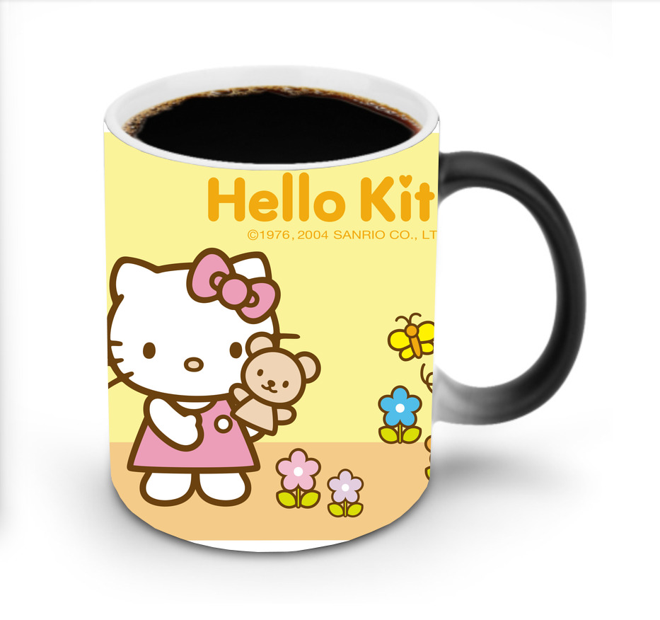 （画像用） Hello Kitty ハローキティ 温度変色マグカップ