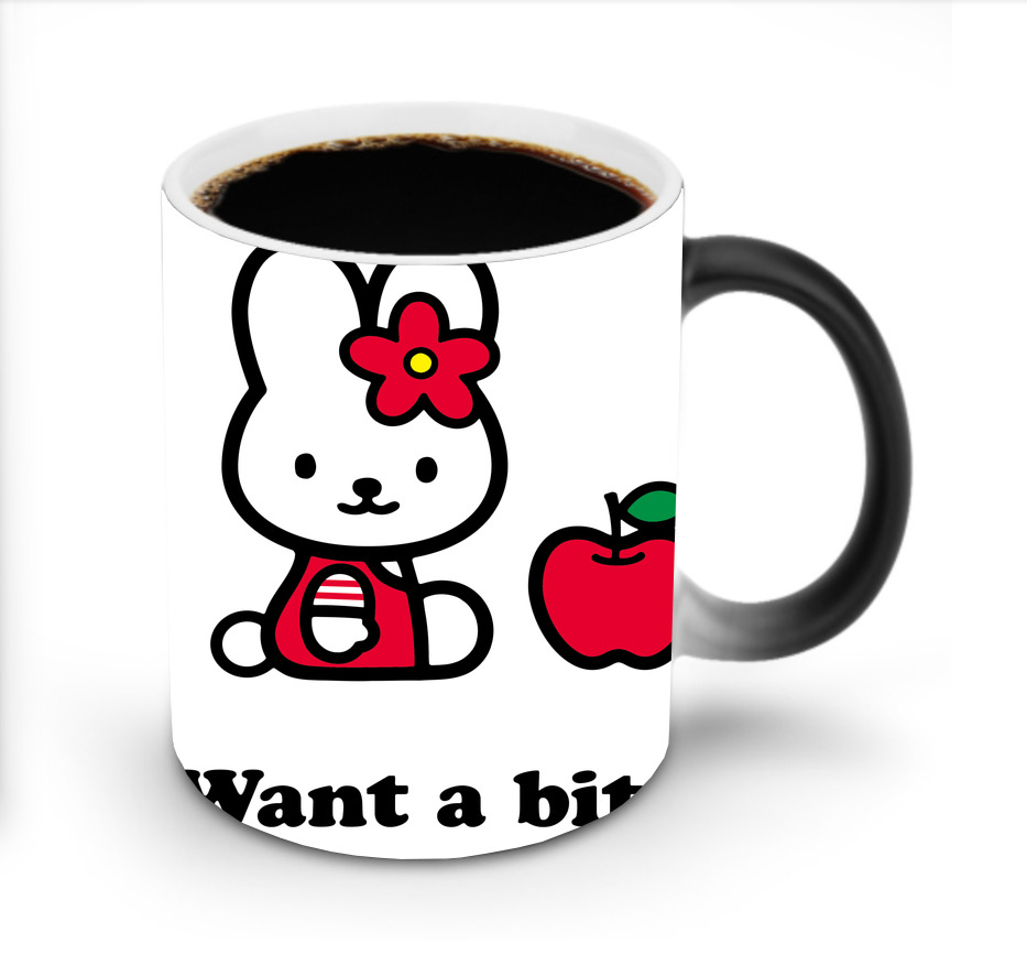 （画像用） Hello Kitty ハローキティ 温度変色マグカップ