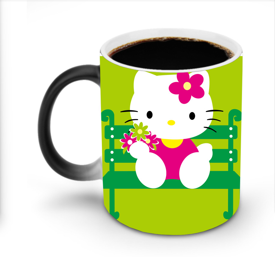 （画像用） Hello Kitty ハローキティ 温度変色マグカップ