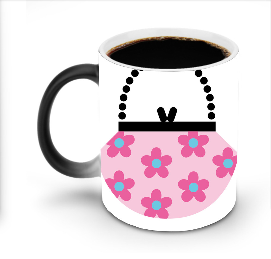 （画像用） Hello Kitty ハローキティ 温度変色マグカップ