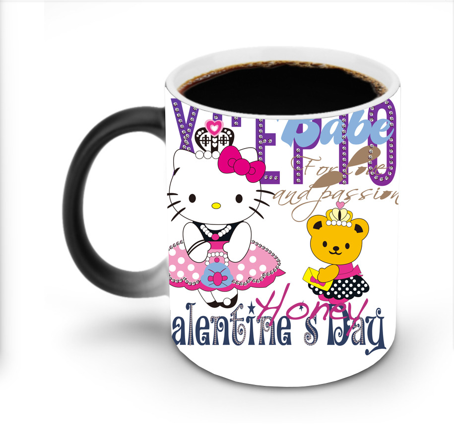 （画像用） Hello Kitty ハローキティ 温度変色マグカップ