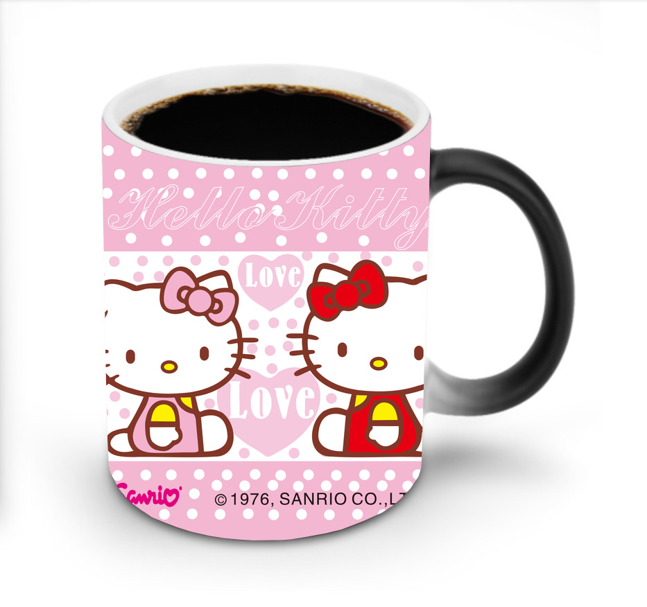 （画像用） Hello Kitty ハローキティ 温度変色マグカップ