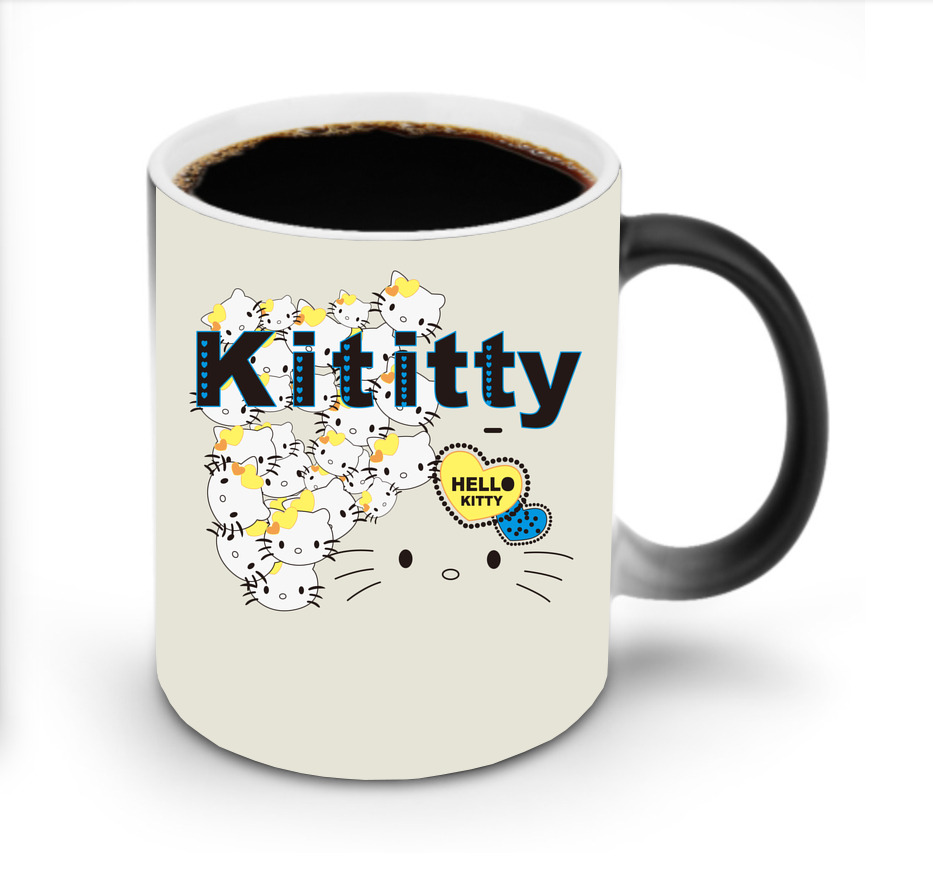 （画像用） Hello Kitty ハローキティ 温度変色マグカップ