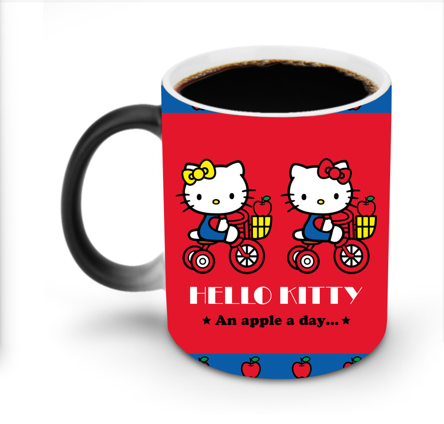 （画像用） Hello Kitty ハローキティ 温度変色マグカップ