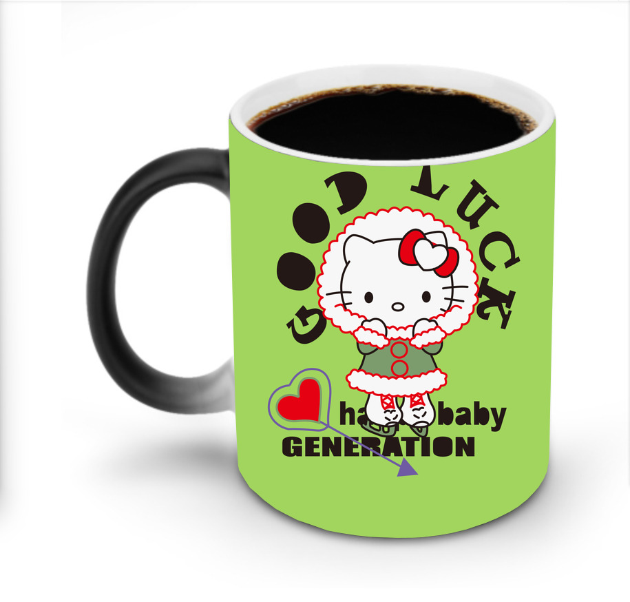 （画像用） Hello Kitty ハローキティ 温度変色マグカップ