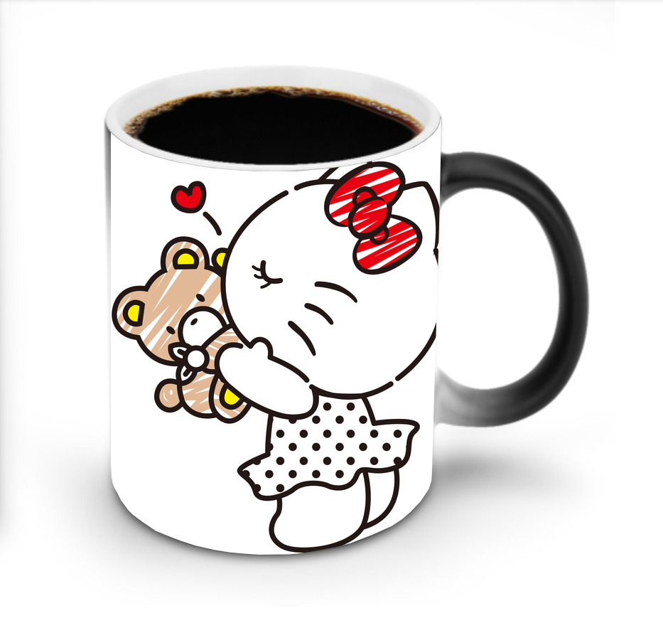 （画像用） Hello Kitty ハローキティ 温度変色マグカップ